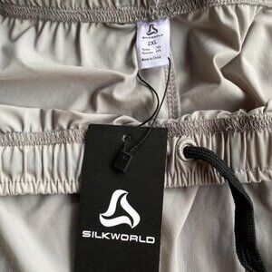 SILKWORLD Men's 10" Soccer Running Workout Training Shorts w/Zipper Pockets 2XL